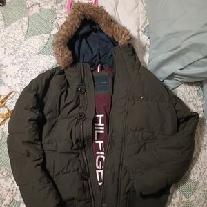 Tommy Hilfiger Men's Olive Puffer Jacket with Fur Hood